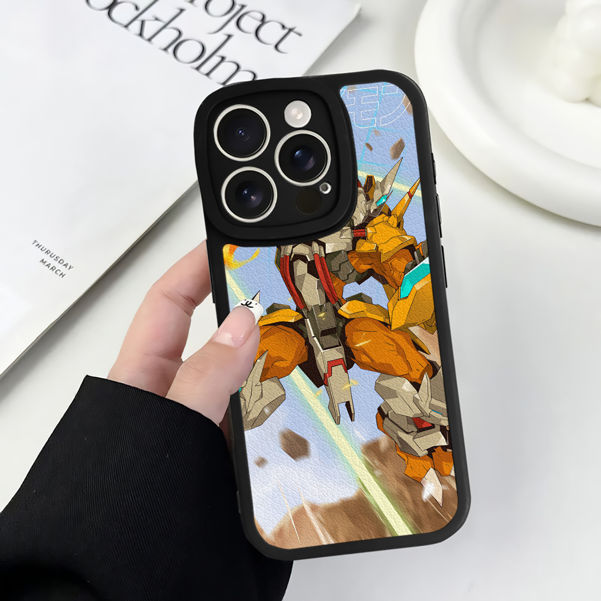 （画像用） Digimon デジタルモンスター/デジモン 【iPhone 16シリーズ対応】シリコンスマホケース（レザー調） 材質：シリコン